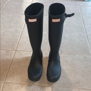 Black hunter boots worn once